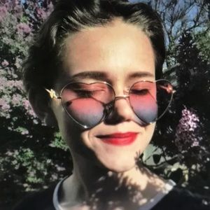 Meet your Posher, Tan